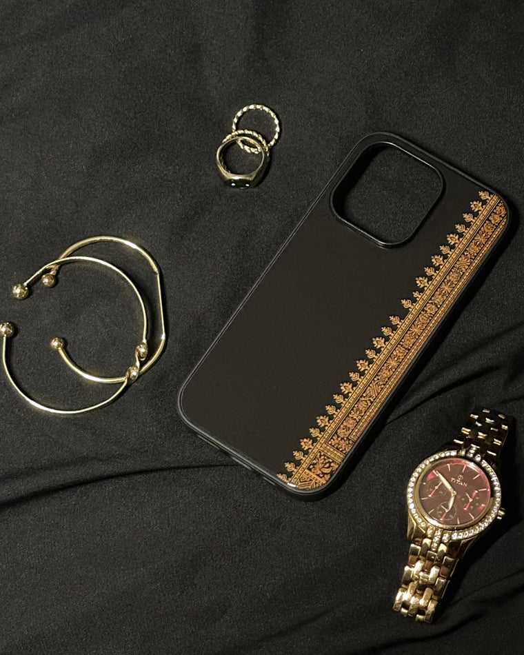 Black Fit with Golden Border